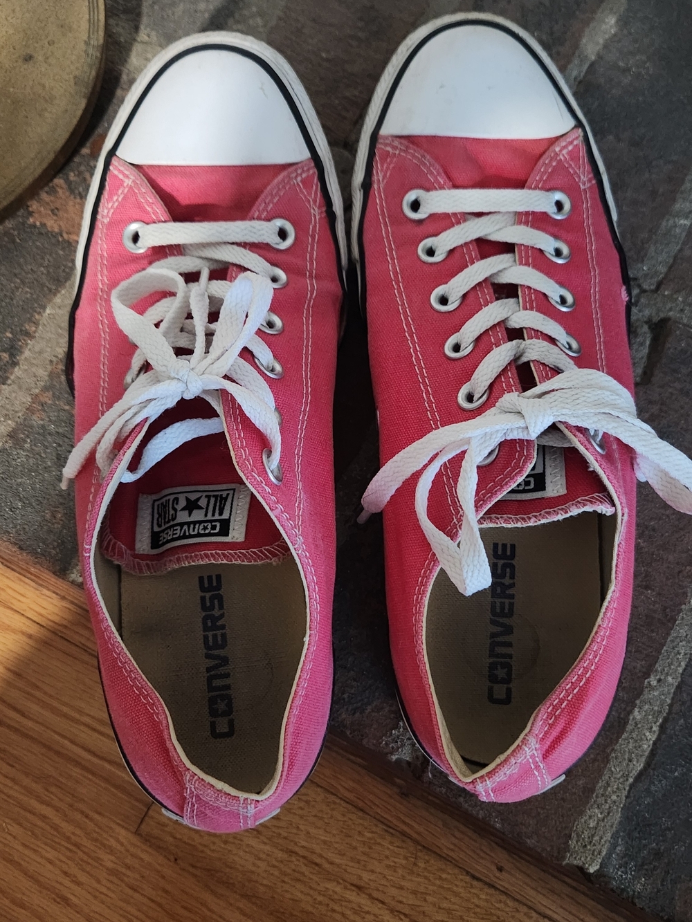 Converse All Star Hot Pink Low Top Canvas Sneakers Womens 10 Or Mens 8